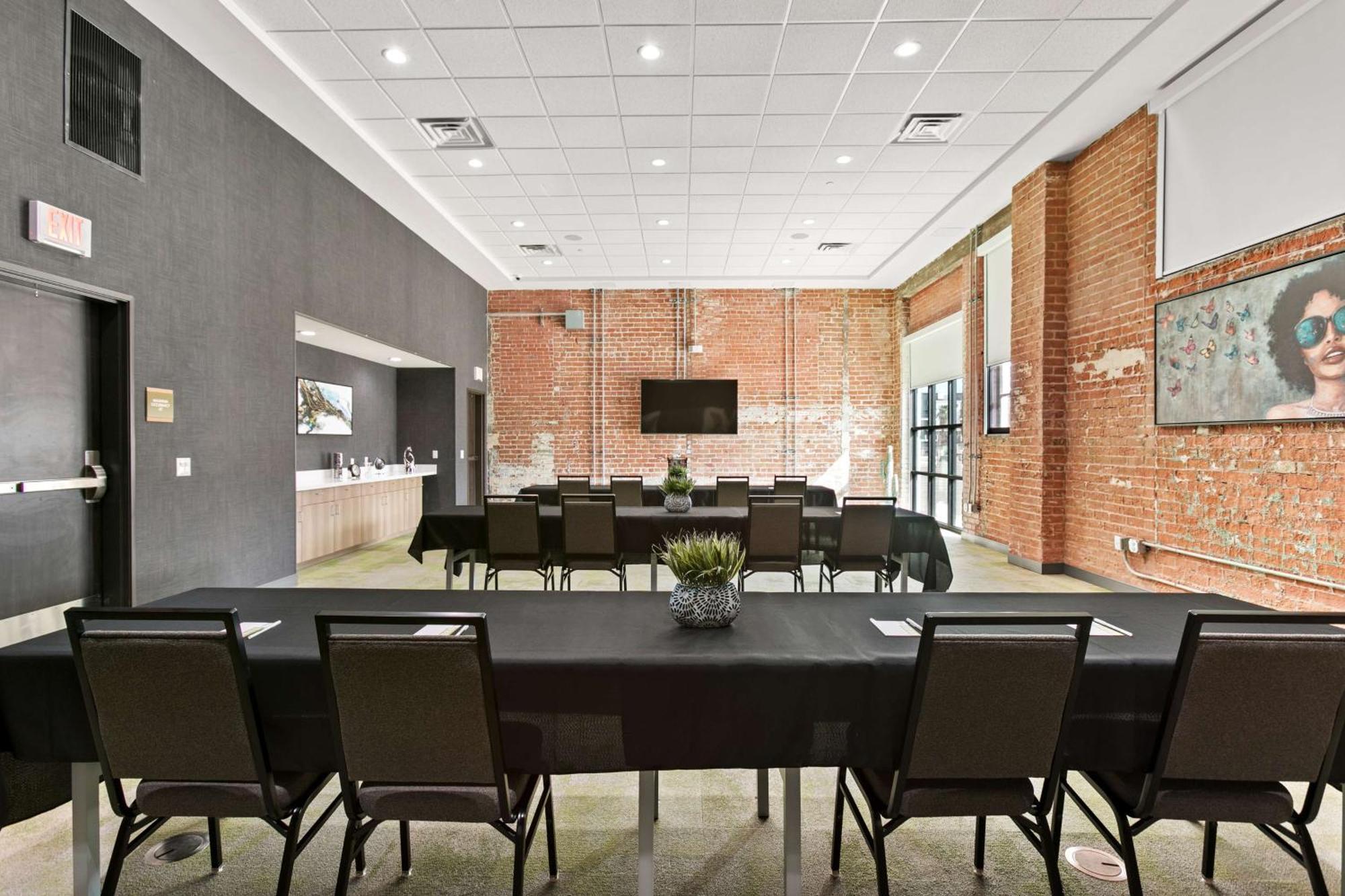 Home2 Suites By Hilton Phoenix Downtown 外观 照片
